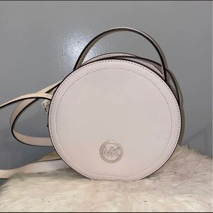 Michael Kors Cream Aidy Medium Canteen Crossbody